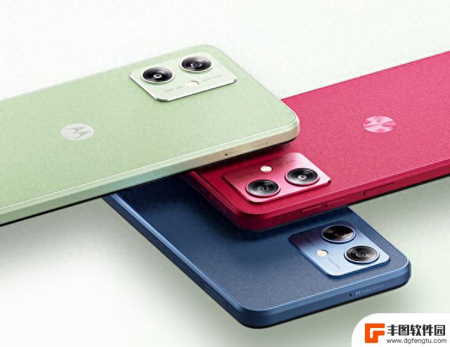 摩托罗拉moto g54手机发布：防污纳米皮材质，售价1099元