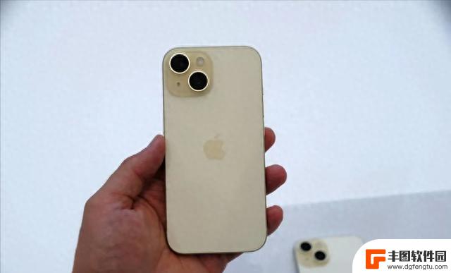 为什么宁愿选iPhone15也不去考虑华为Mate60？内行人告诉你这五点