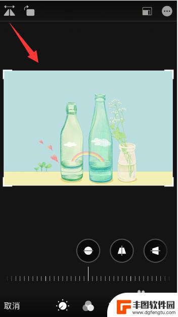 苹果4如何翻转手机图片 iOS如何在照片中进行镜面翻转