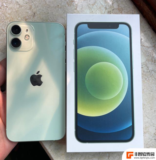 好评榜排名第一的iPhone，最终还是跟它说了再见